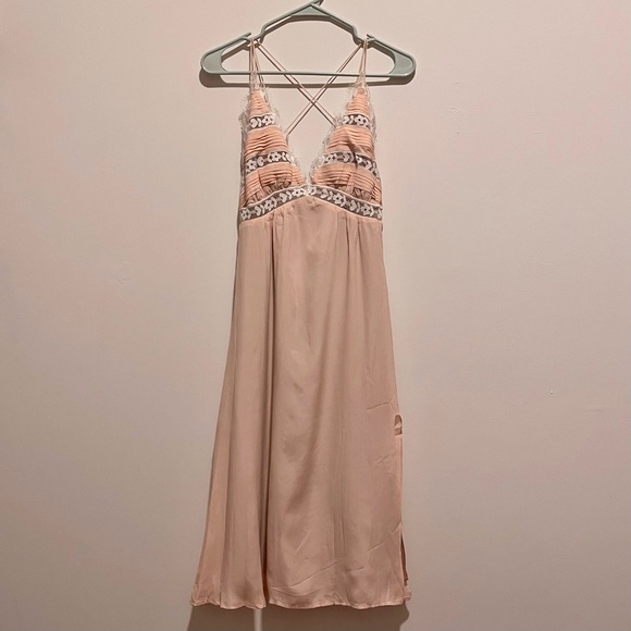 For love and lemons lovebird dress - Picture 2 of 6